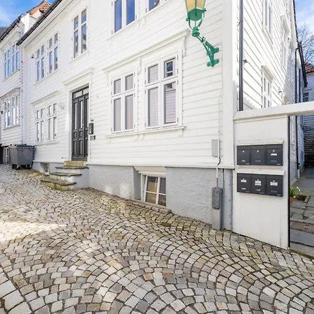 At Bryggen - Modern 1 Bedroom Apartment!